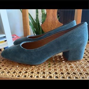 Madewell suede pumps